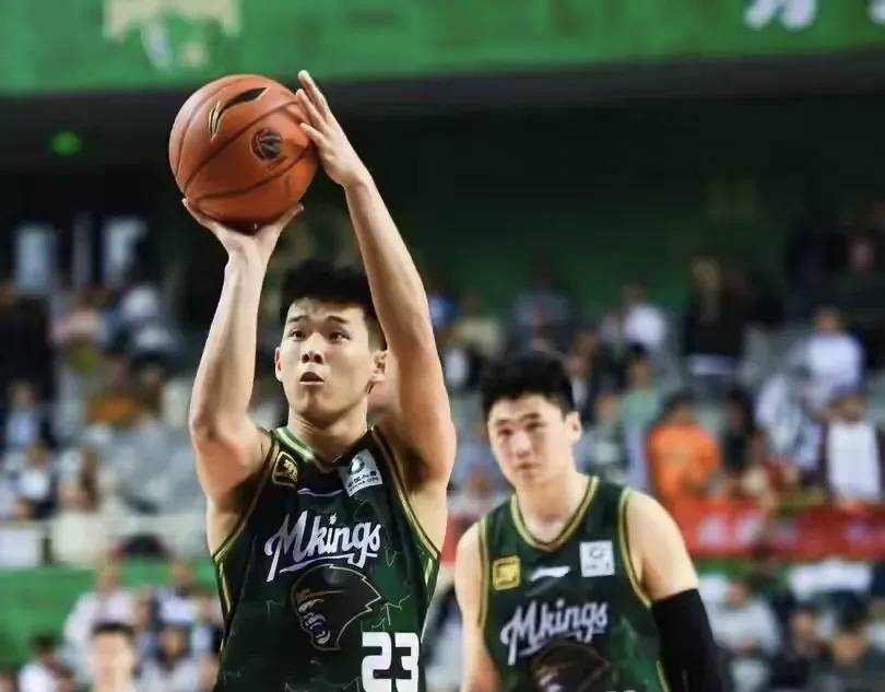 南宫体育- 皇家马德里篮球 