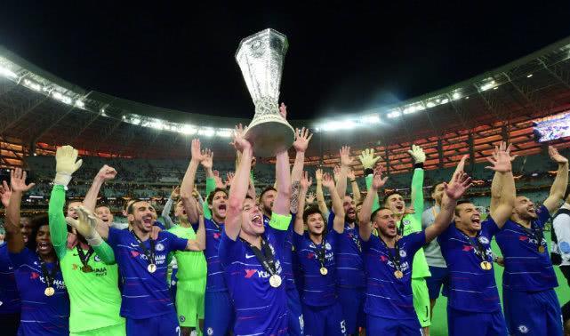 辽宁本钢训练开放日,今夜绝杀压哨引欢呼,法甲在即,训练强度明显提升 辽宁本钢训练开放日,今夜绝杀压哨引欢呼,法甲在即,训练强度明显提升