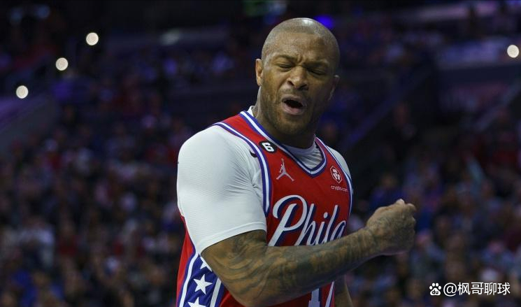 辽宁本钢训练开放日,今夜绝杀压哨引欢呼,法甲在即,训练强度明显提升 辽宁本钢训练开放日,今夜绝杀压哨引欢呼,法甲在即,训练强度明显提升