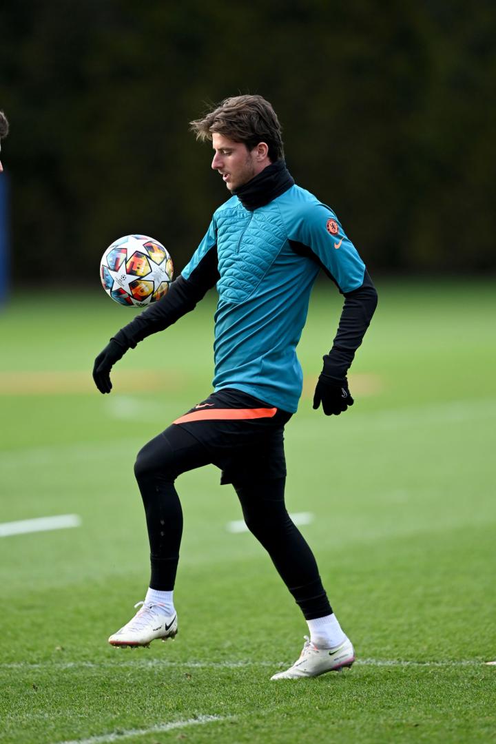  皇家马德里能否赢得对阵里尔的胜利 