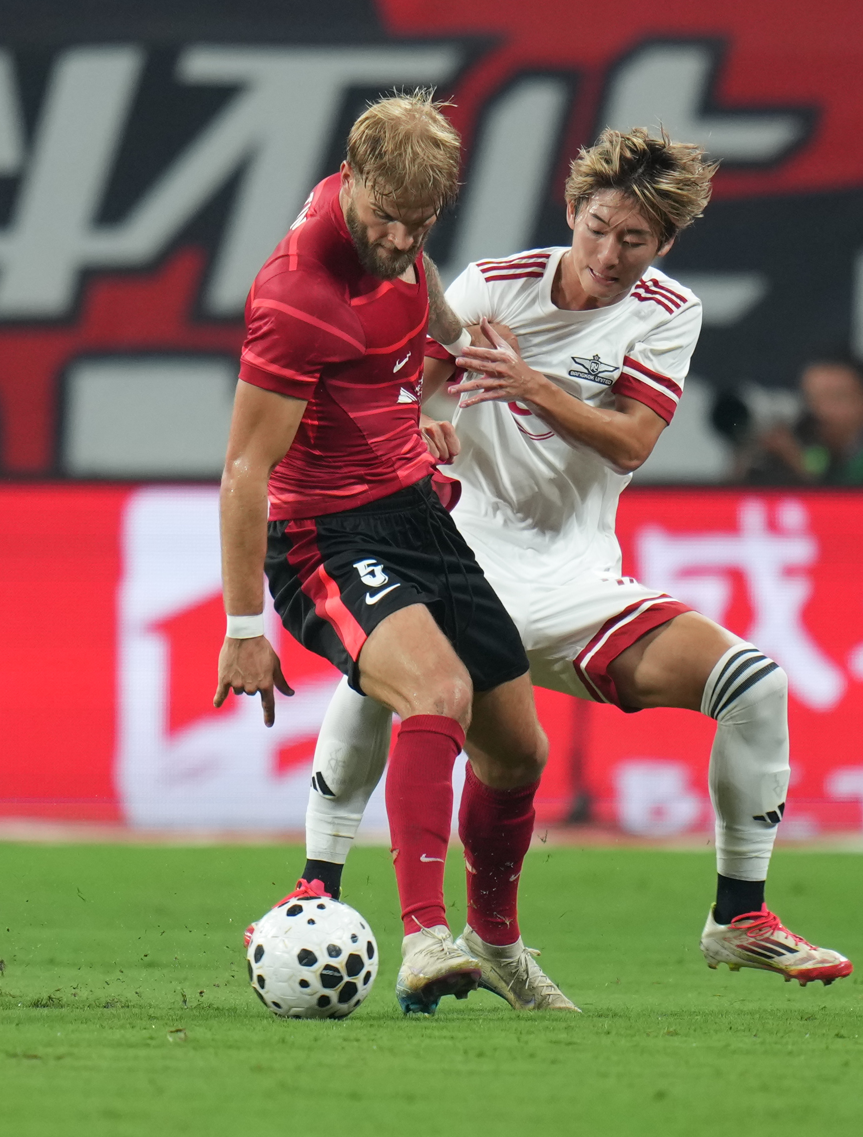 南宫体育- 意甲欧冠席位规则 