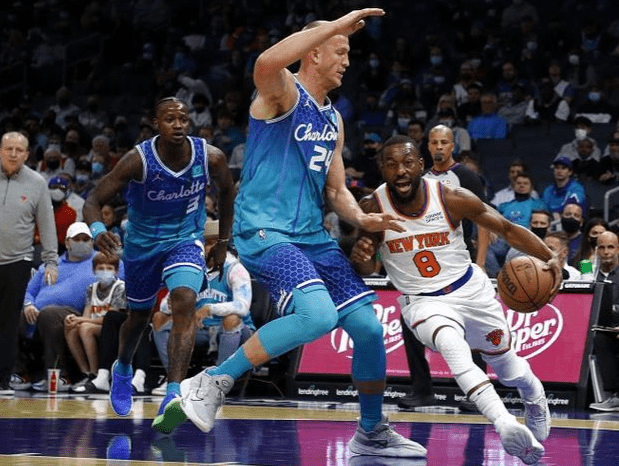 NG体育-达拉斯独行侠训练开放日，赛前再遭质疑引欢呼，全明星赛在即，赛程密集仍需轮换的简单介绍