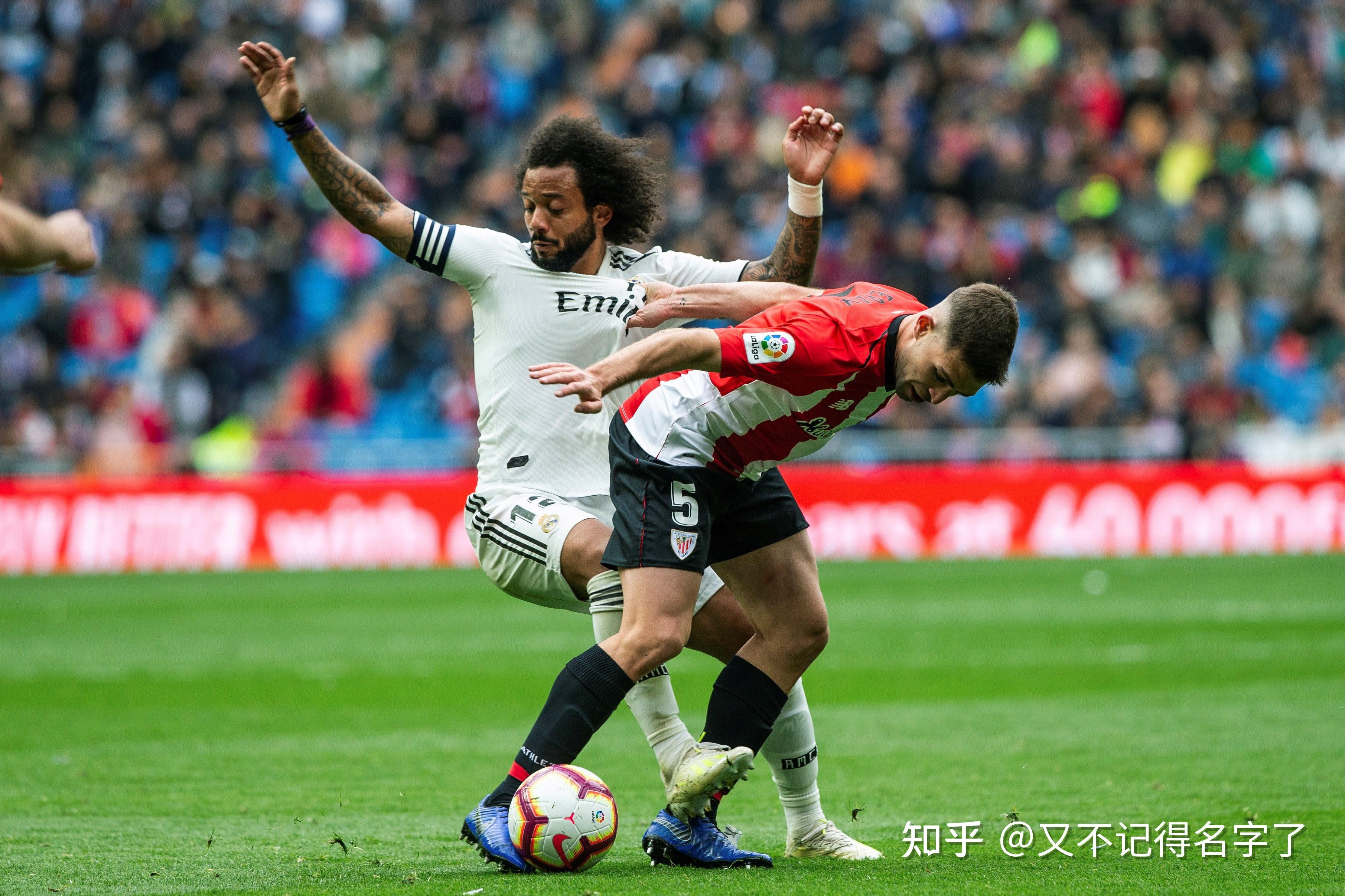 南宫体育-清晨毕尔巴鄂竞技官宣签约——西甲节点到来，媒体盛赞，临场指挥获称赞(皇马首次在西甲输给毕尔巴鄂竞技)