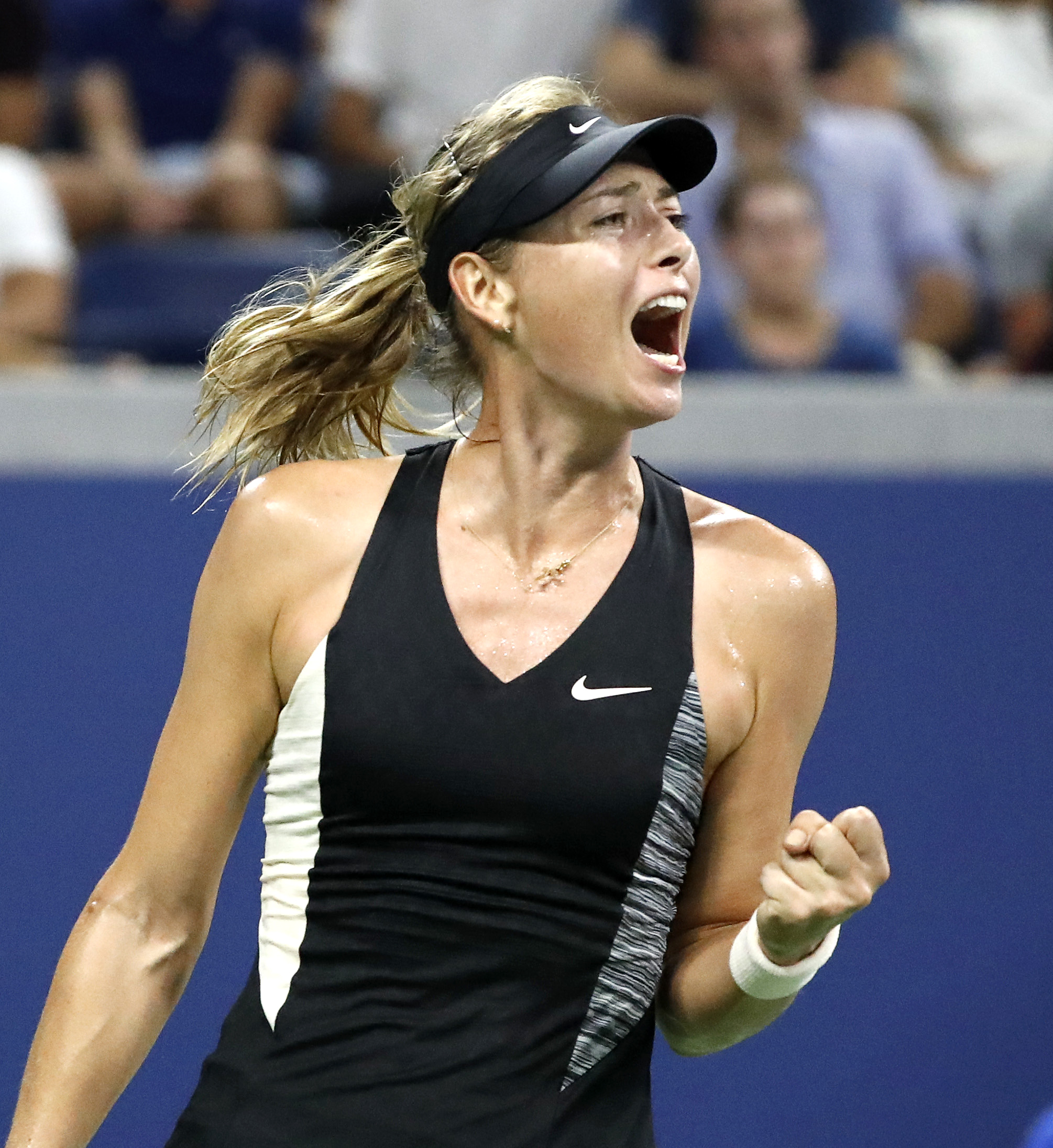 南宫体育-包含莎拉波娃迎来十赛季高光表现，公牛球迷沸腾！的词条