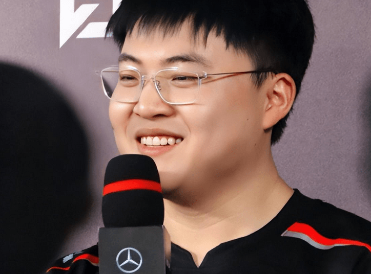 Doinb新星关键助攻表现惊艳，RNG未来可期！的简单介绍